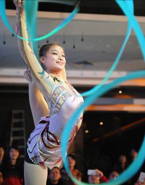 体操表演